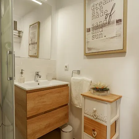 3 Bedroom Apartment, 150m From Lägenhet Port de Alcudia (Mallorca)